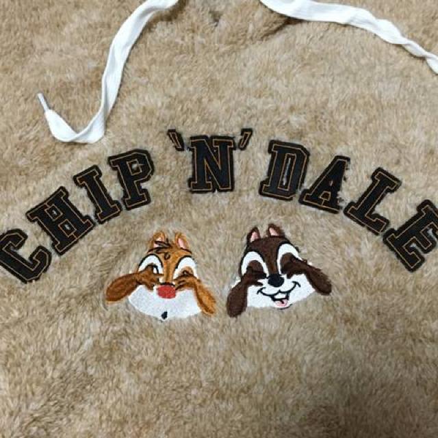 ディズニー・チップ&デールワッペンボアパーカー ベージュL < 女性ファッション ディズニー・チップ&デールワッペンボアパーカー ベージュL < 女性ファッションの