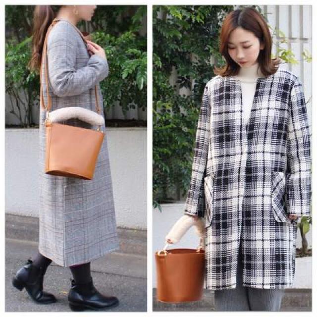 SALE●丸井購入【新品】ファーハンドル 2weyショルダーバッグ●キャメル●ハンドバッグ バケツバッグ 取外し可 ファー < 女性ファッション  SALE●丸井購入【新品】ファーハンドル 2weyショルダーバッグ●キャメル●ハンドバッグ バケツバッグ 取外し可 ファー < 女性ファッションの