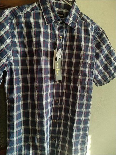 Mサイズ!高貴紳士的!ブランド品!CLAUDIO VALENTINO!爽やかな着心地!サッカー素材!半袖シャツ!新品!No.2 < 男性ファッション  Mサイズ!高貴紳士的!ブランド品!CLAUDIO VALENTINO!爽やかな着心地!サッカー素材!半袖シャツ!新品!No.2 < 男性ファッションの