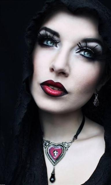 Alchemy Gothic: ザ・サクレド・ハート ゴージャスで気品ある信仰心 < 女性アクセサリー/時計  Alchemy Gothic: ザ・サクレド・ハート ゴージャスで気品ある信仰心 < 女性アクセサリー/時計の