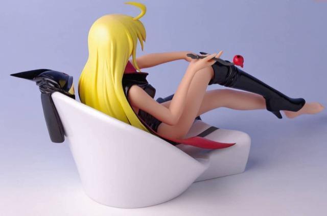 ヤッターマン ドロンジョ様 1/7 彩色済みPVC完成品フィギュア < アニメ/コミック/キャラクター  ヤッターマン ドロンジョ様 1/7 彩色済みPVC完成品フィギュア < アニメ/コミック/キャラクターの