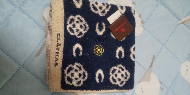クレイサス タオルハンカチ未使用品 ネイビー系 < インテリア/ライフ  クレイサス タオルハンカチ未使用品 ネイビー系  < インテリア/ライフの