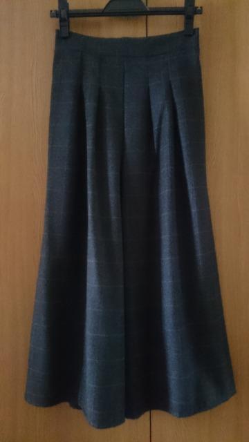 タックワイドパンツ☆ダークグレー★チェック☆美品★ < 女性ファッション  タックワイドパンツ☆ダークグレー★チェック☆美品★  < 女性ファッションの