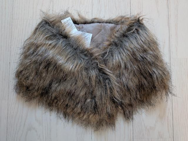 GU★フェイクファーティペット★新品★送料無料 < 女性ファッション GU★フェイクファーティペット★新品★送料無料 < 女性ファッションの