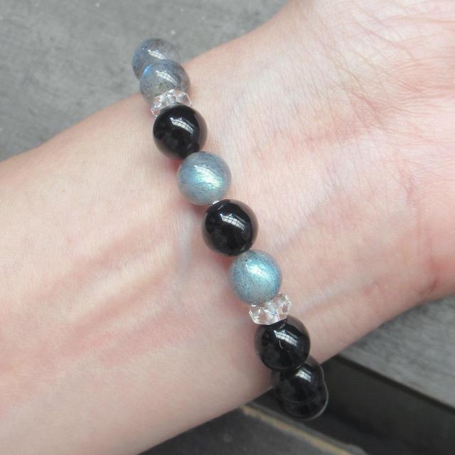 ラブラドライトxオニキスブレスレット 天然石 < 男性アクセサリー/時計 ラブラドライトxオニキスブレスレット 天然石 < 男性アクセサリー/時計の