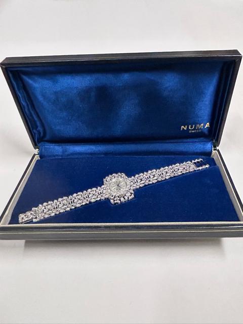 NUMA.Swiss、宝飾時計レディス < 女性アクセサリー/時計  NUMA.Swiss、宝飾時計レディス < 女性アクセサリー/時計の