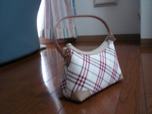 ★バーバリーブルーレーベル かわいいショルダーバッグ★新品!超激安! < ブランド ★バーバリーブルーレーベル かわいいショルダーバッグ★新品!超激安! < ブランドの