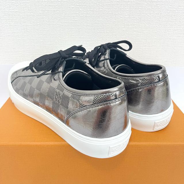 ygpzCBg ^gD[C _~G Vo[Xj[J[ 26cm  uh 