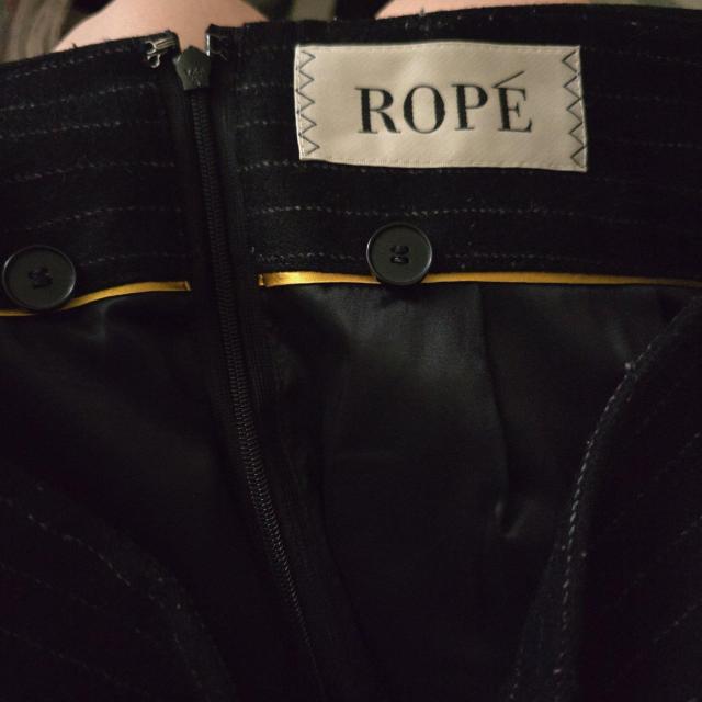 ROPE ロペ ウール ストライプ タイト スカート 38 ブラック < ブランド ROPE ロペ ウール ストライプ タイト スカート 38 ブラック < ブランドの
