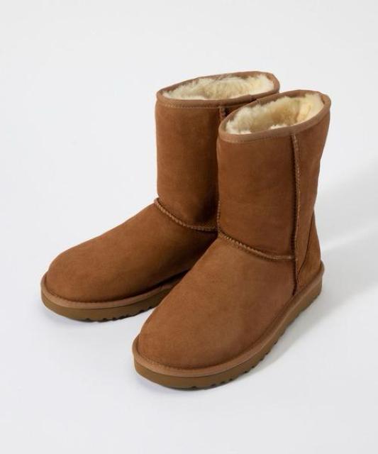 UGGCLASSICSHORT�A�O�N���V�b�N�V���[�g���[�g���u�[�c�`�F�X�i�b�g�u���E����  �� �u�����h�� 
