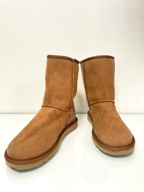 UGGCLASSICSHORT�A�O�N���V�b�N�V���[�g���[�g���u�[�c�`�F�X�i�b�g�u���E���� �� �u�����h�� 