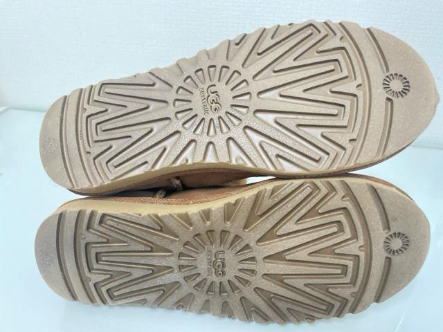 UGGCLASSICSHORT�A�O�N���V�b�N�V���[�g���[�g���u�[�c�`�F�X�i�b�g�u���E���� �� �u�����h�� 