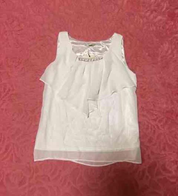 シェイクシェイク*フリルシフォンタンクトップス*ビジュータグ付 < ブランド  シェイクシェイク*フリルシフォンタンクトップス*ビジュータグ付 < ブランドの