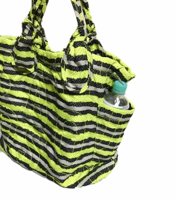 マークバイマークジェイコブス◎イエローパイソン柄マザーズバック◎ホボ新品 < ブランド マークバイマークジェイコブス◎イエローパイソン柄マザーズバック◎ホボ新品 < ブランドの