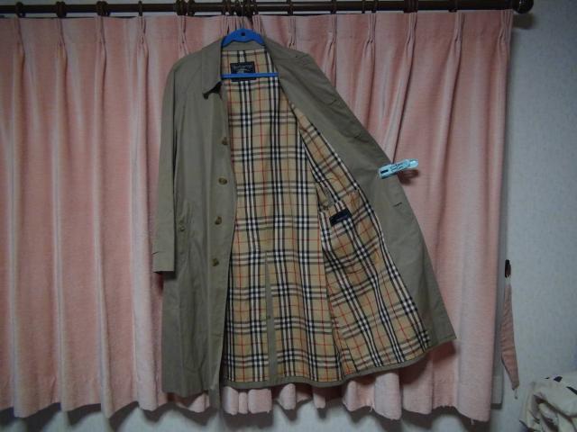 バーバリー(BURBERRY)のコート(L)カーキ!。 < ブランド バーバリー(BURBERRY)のコート(L)カーキ!。 < ブランドの