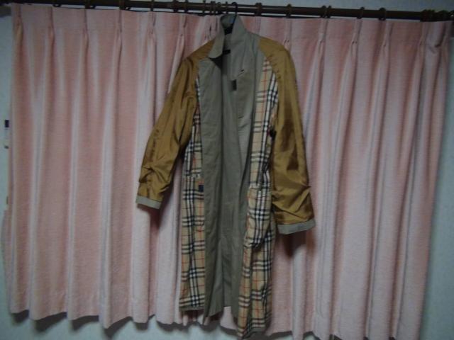 バーバリー(BURBERRY)のコート(L)カーキ!。 < ブランド バーバリー(BURBERRY)のコート(L)カーキ!。 < ブランドの