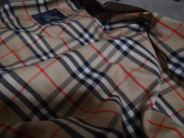 バーバリー(BURBERRY)のコート(L)カーキ!。 < ブランド バーバリー(BURBERRY)のコート(L)カーキ!。 < ブランドの