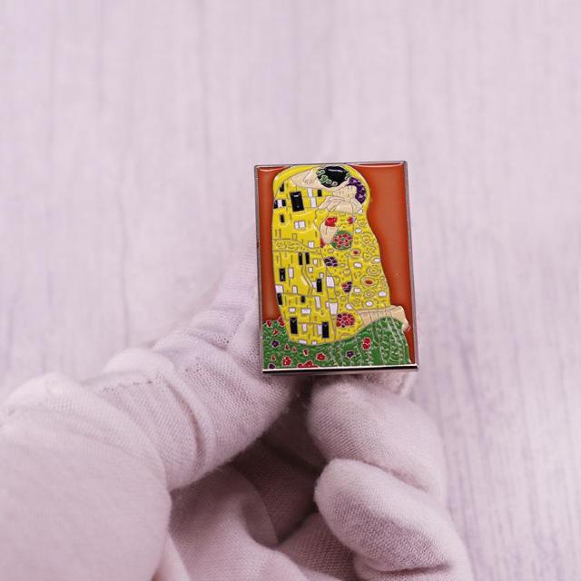 新品 グスタフ・クリムト 接吻 ピンブローチ ピンバッジ ピンズ < 男性アクセサリー/時計  新品 グスタフ・クリムト 接吻 ピンブローチ ピンバッジ ピンズ < 男性アクセサリー/時計の