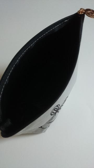 新品未使用★ムーミン★リトルミィ★ミディアムポーチ★ < アニメ/コミック/キャラクター 新品未使用★ムーミン★リトルミィ★ミディアムポーチ★ < アニメ/コミック/キャラクターの