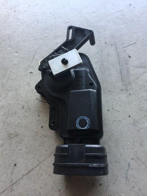 NCP81Gシエンタ 右スライドドアロックアクチュエータ! < 自動車/バイク NCP81Gシエンタ 右スライドドアロックアクチュエータ! < 自動車/バイク