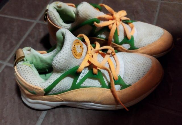 NIKE AIR HUARACHE(ナイキ エア ハラチ) 23.5cm 中古 < ブランド  NIKE AIR HUARACHE(ナイキ エア ハラチ) 23.5cm 中古 < ブランドの