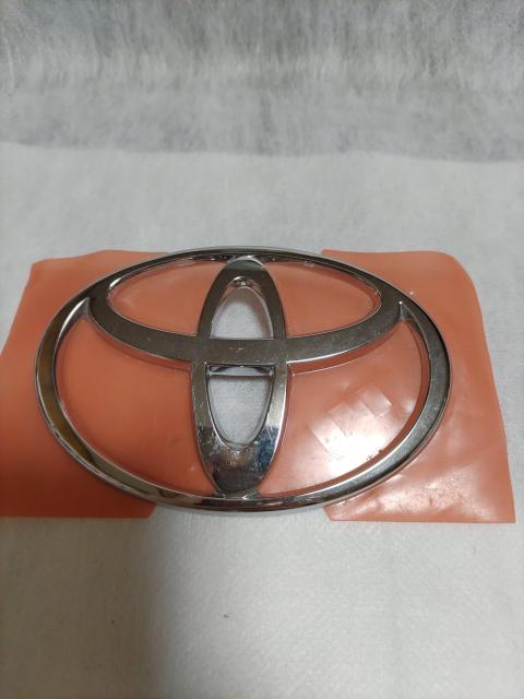 ※トヨタ純正エンブレム 縦6.5センチ横9.5センチ < 自動車/バイク ※トヨタ純正エンブレム 縦6.5センチ横9.5センチ < 自動車/バイク