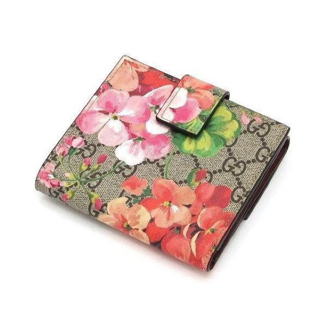 ◆ 本物 新品同様 ◆ GUCCI グッチ GGブルームス Wホック財布 花柄 コンパクト 財布 保存袋 箱 人気 410071 < ブランド  ◆ 本物 新品同様 ◆ GUCCI グッチ GGブルームス Wホック財布 花柄 コンパクト 財布 保存袋 箱 人気 410071 < ブランドの