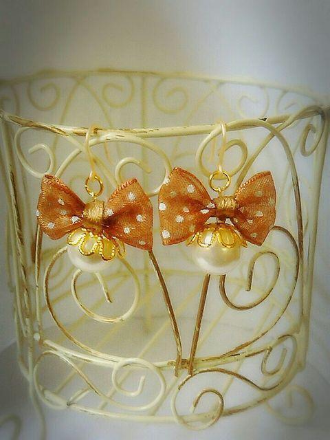 トパーズリボンチャーム&座金シルキーパール樹脂フック☆ < 女性アクセサリー/時計  トパーズリボンチャーム&座金シルキーパール樹脂フック☆  < 女性アクセサリー/時計の