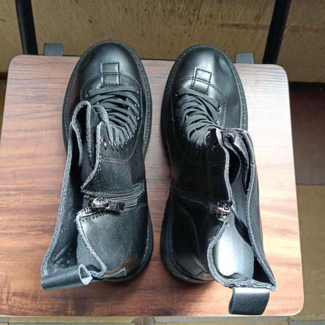 新品 24.5cm レディース ブーツ ブラック 厚底 シューズ サイドゴア < 女性ファッション 新品 24.5cm レディース ブーツ ブラック 厚底 シューズ サイドゴア < 女性ファッションの