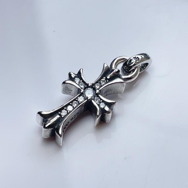 ノーブランド 【ペンダント】 ベビーファット シルバー パヴェ silver925 刻印入り < 男性アクセサリー/時計 ノーブランド 【ペンダント】 ベビーファット シルバー パヴェ silver925 刻印入り < 男性アクセサリー/時計の