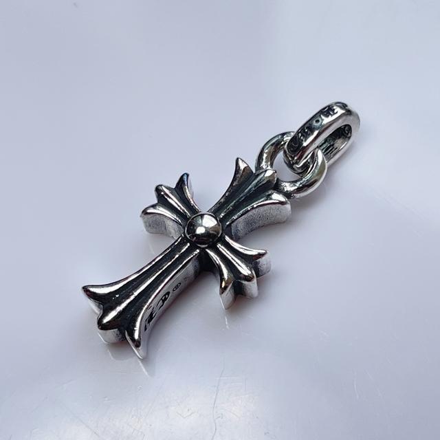 ノーブランド 【ペンダント】 ベビーファット シルバー パヴェ silver925 刻印入り < 男性アクセサリー/時計 ノーブランド 【ペンダント】 ベビーファット シルバー パヴェ silver925 刻印入り < 男性アクセサリー/時計の