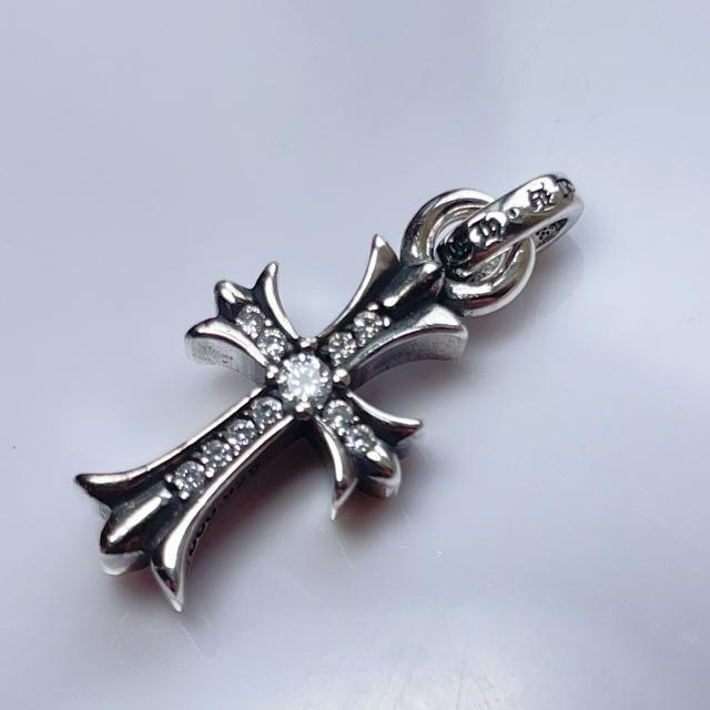 ノーブランド 【ペンダント】 ベビーファット シルバー パヴェ silver925 刻印入り < 男性アクセサリー/時計 ノーブランド 【ペンダント】 ベビーファット シルバー パヴェ silver925 刻印入り < 男性アクセサリー/時計の