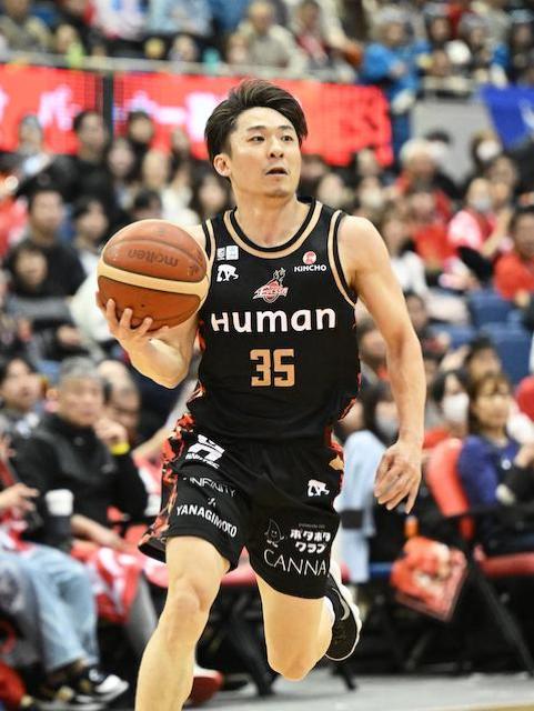 #35 鈴木 達也選手 HOMEユニフォーム ※上下セット(着用・直筆サイン入り) < レジャー/スポーツ #35 鈴木 達也選手 HOMEユニフォーム ※上下セット(着用・直筆サイン入り) < レジャー/スポーツの