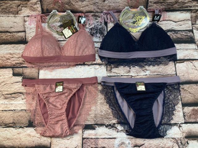 送料無料!綺麗で可愛い!アイラッシュ総レース使い!ノンワイヤーブラ1枚&ショーツ1枚(画像から)1セット < 女性ファッション  送料無料!綺麗で可愛い!アイラッシュ総レース使い!ノンワイヤーブラ1枚&ショーツ1枚(画像から)1セット < 女性ファッションの