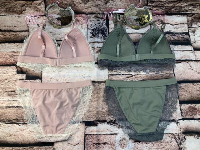 送料無料!綺麗で可愛い!アイラッシュ総レース使い!ノンワイヤーブラ1枚&ショーツ1枚(画像から)1セット < 女性ファッション  送料無料!綺麗で可愛い!アイラッシュ総レース使い!ノンワイヤーブラ1枚&ショーツ1枚(画像から)1セット < 女性ファッションの