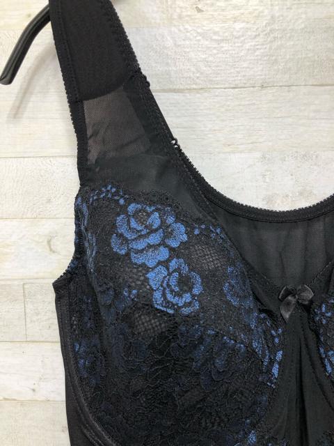 �V�i��4LF100���n���[�X���ꂢ�ȃ{�f�B�X�[�c��t���J�b�v�ZB697