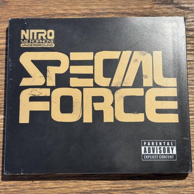 yNITRO MICROPHONE UNDERGROUNDzSPECIAL~   CD/DVD/rfI 