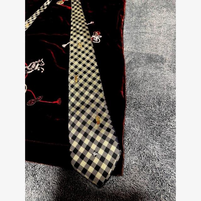 BURBERRY o[o[̃lN^C !B  jt@bV 