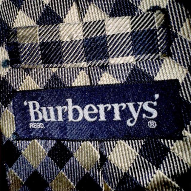 BURBERRY o[o[̃lN^C !B  jt@bV 