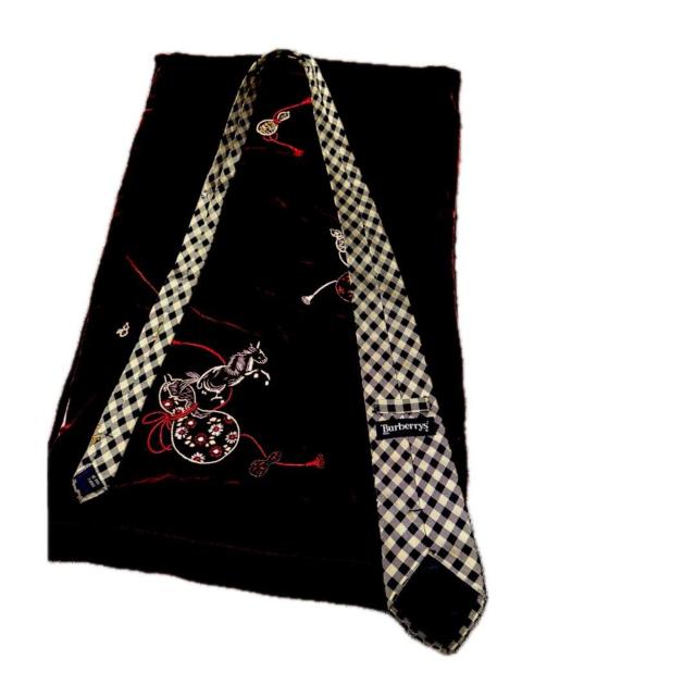 BURBERRY o[o[̃lN^C !B  jt@bV 