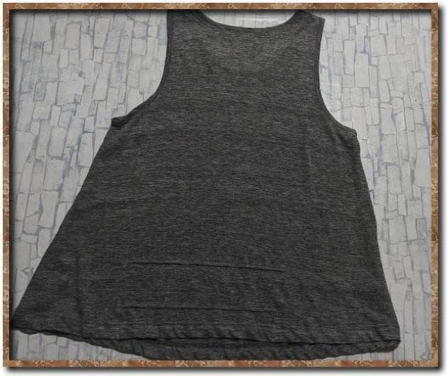 パルティクラール 麻100%ノースリーブニットチュニック 濃グレー < 女性ファッション パルティクラール 麻100%ノースリーブニットチュニック 濃グレー < 女性ファッションの