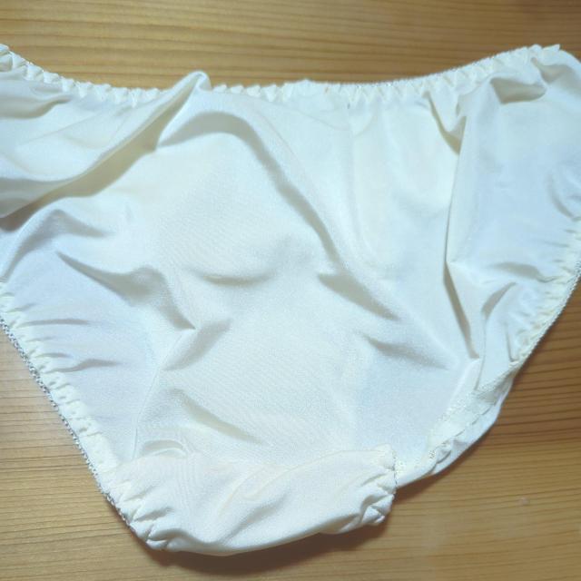 新品衣類クリーム色花柄LL < 女性ファッション 新品衣類クリーム色花柄LL < 女性ファッションの