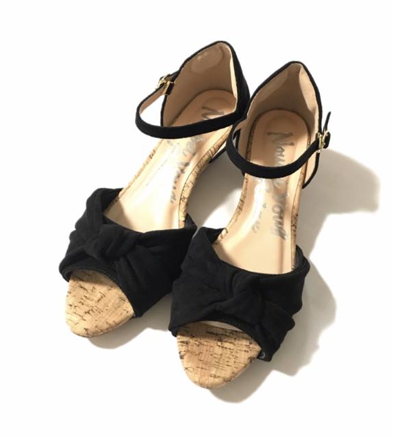(24.5小)ヌーベルヴォーグ〓ウェッジソールストラップ付サンダル黒〓美品 < 女性ファッション (24.5小)ヌーベルヴォーグ〓ウェッジソールストラップ付サンダル黒〓美品 < 女性ファッションの