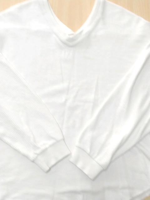 白の長袖カットソー◆フリーsize < 女性ファッション  白の長袖カットソー◆フリーsize < 女性ファッションの