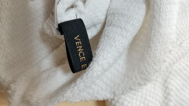 白の長袖カットソー◆フリーsize < 女性ファッション  白の長袖カットソー◆フリーsize < 女性ファッションの
