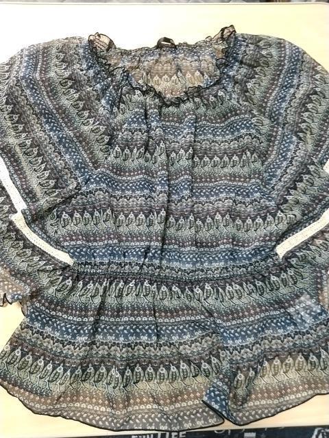 総柄チュニック◆紺系◆透け◆Msize(美品) < 女性ファッション 総柄チュニック◆紺系◆透け◆Msize(美品) < 女性ファッションの