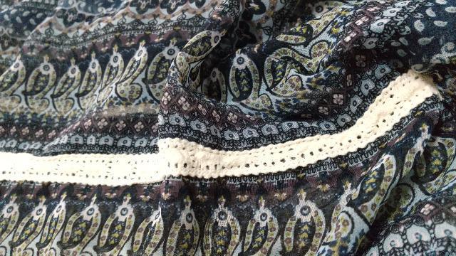 総柄チュニック◆紺系◆透け◆Msize(美品) < 女性ファッション 総柄チュニック◆紺系◆透け◆Msize(美品) < 女性ファッションの