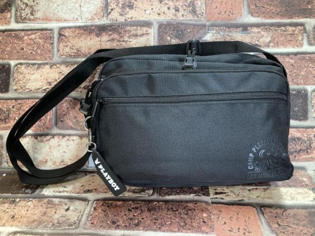 送料無料!【プレイボーイ】撥水加工・前ファスナー付きショルダーバッグ(2色から)1個が < 女性ファッション  送料無料!【プレイボーイ】撥水加工・前ファスナー付きショルダーバッグ(2色から)1個が < 女性ファッションの