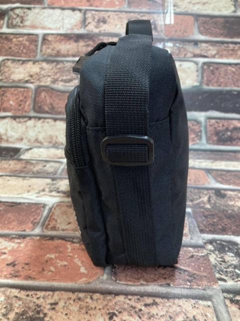 送料無料!【プレイボーイ】撥水加工・前ファスナー付きショルダーバッグ(2色から)1個が < 女性ファッション  送料無料!【プレイボーイ】撥水加工・前ファスナー付きショルダーバッグ(2色から)1個が < 女性ファッションの