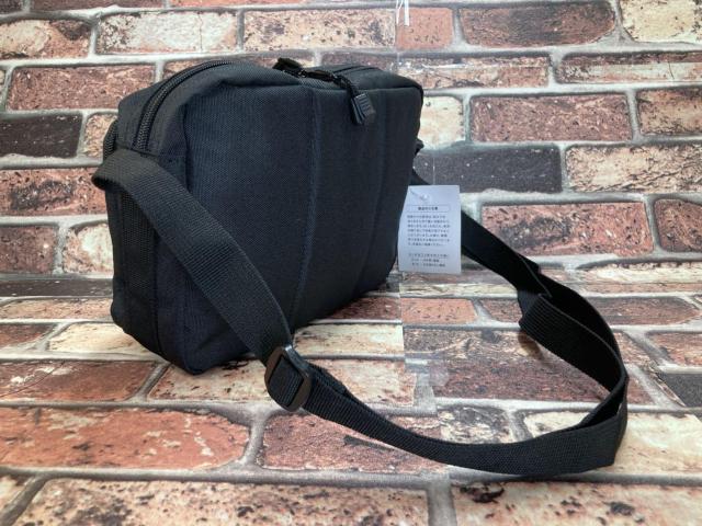 送料無料!【プレイボーイ】撥水加工・前ファスナー付きショルダーバッグ(2色から)1個が < 女性ファッション  送料無料!【プレイボーイ】撥水加工・前ファスナー付きショルダーバッグ(2色から)1個が < 女性ファッションの